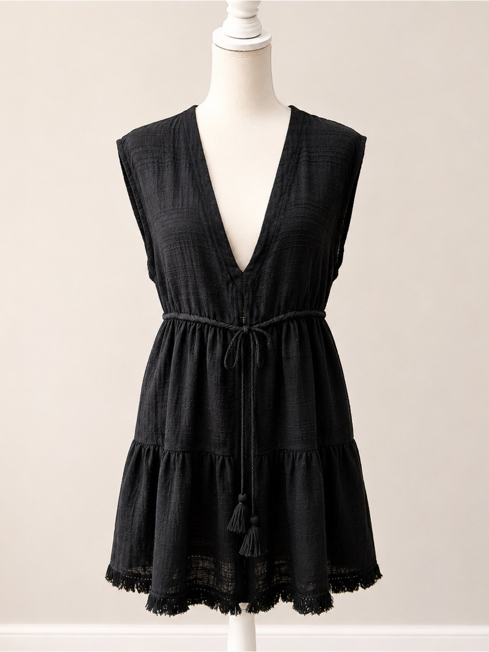 Robin Piccone Natalie Flouncy Black Dress Cover Up Size Small NWT